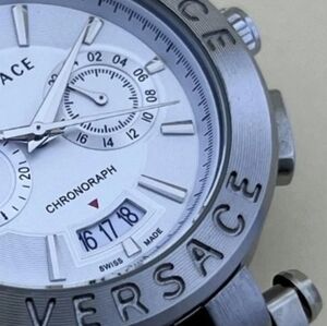 Fashion & Luxury  VE1D01823 Silver Staniless Steel  Chronograph Men's Watch